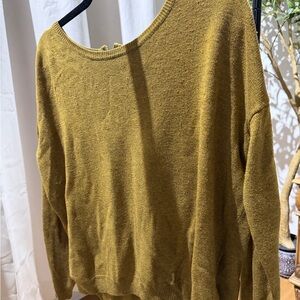 H&M Cozy Mustard Sweater Crew Neck Womens Medium